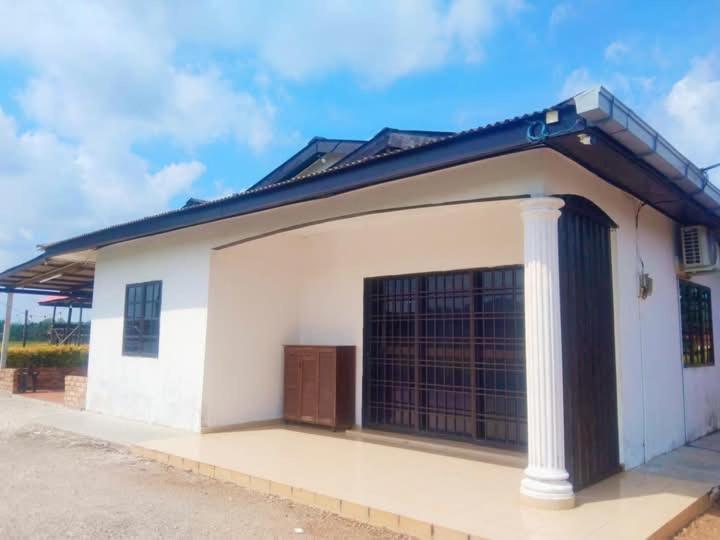 Casa Villa Homestay Sekinchan Eksteriør bilde